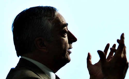 Lord Christopher Monckton is out to prove Mr Rudd wrong. Lord Christopher Monckton is out to prove Mr Rudd wrong.